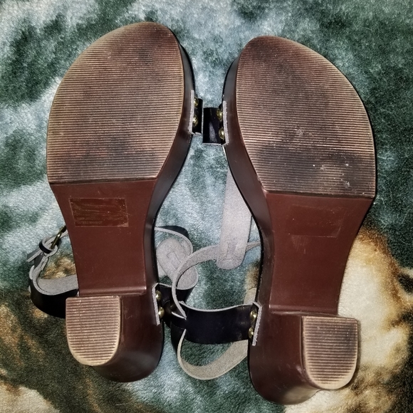 NWOT Just fab shoes - Picture 5 of 5